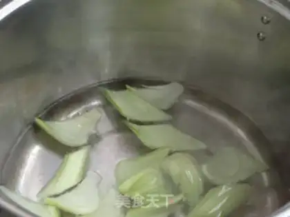 Make Shanghai shrimp step 2