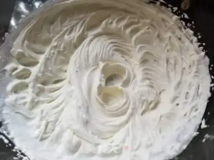 Make Strawberry roll step 9