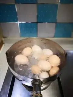 Make Tea eggs step 1