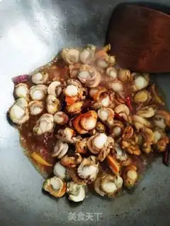 Make Spicy scallops step 8