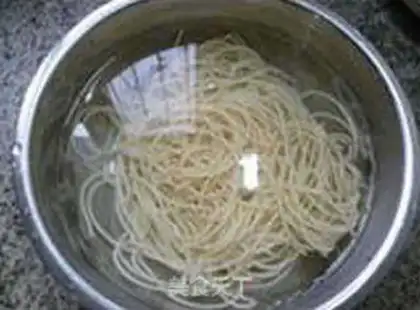 Make Scrumptious eggs and noodles step 0