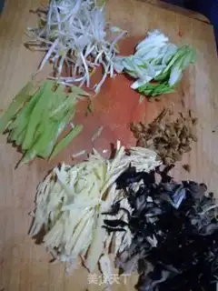Make The fungus mushrooms step 0