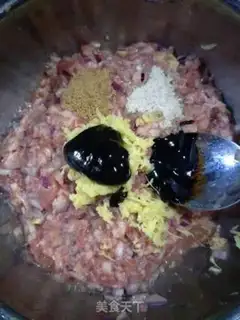 Make Beef radish bun step 3