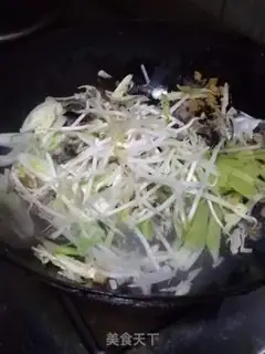 Make The fungus mushrooms step 3