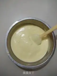 Make Japanese strawberry cake step 4