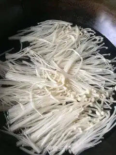 Make Golden pinocchio pickles soup step 3