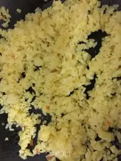 Make Gold fried rice step 4