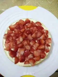 Make Japanese strawberry cake step 9