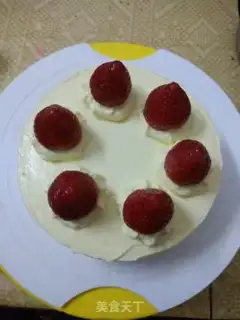 Make Japanese strawberry cake step 10