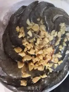 Make Garlic fan shrimp step 6