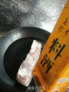 Make Five meat eggs and soybeans step 2