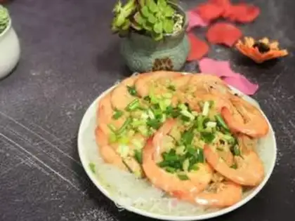 Make Garlic fan shrimp step 9