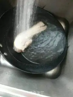 Make Five meat eggs and soybeans step 4