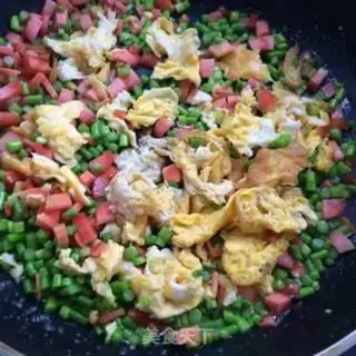 Make Garlic egg fried rice step 5