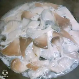 Make Blow mushrooms step 1
