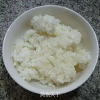 Make Cream eggs and rice step 0