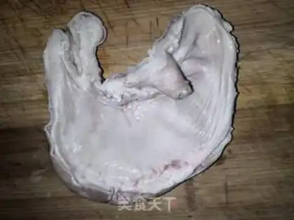 Make Pepper fried the pig belly step 0