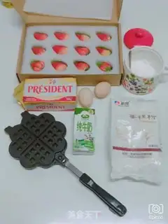 Make Strawberry waffles step 0