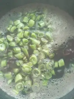 Make Four seasons of bean rice step 3