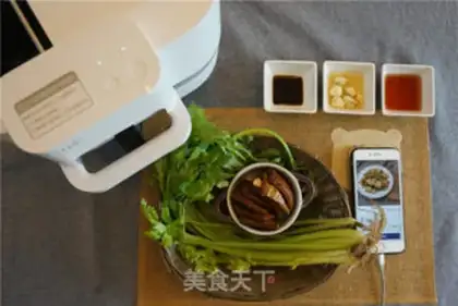 Make Garlic celery step 0