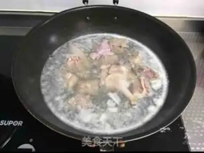 Make Pork soup step 0