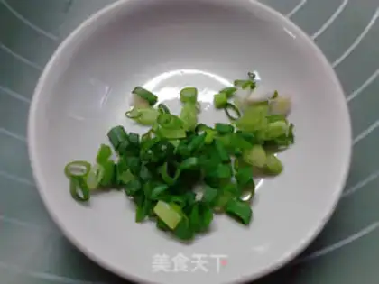 Make Onion onions for eggs step 1