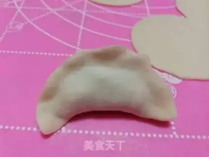 Make An egg dumpling for a rhinoceros fan step 23