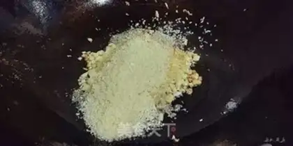Make Souffle shrimp step 4