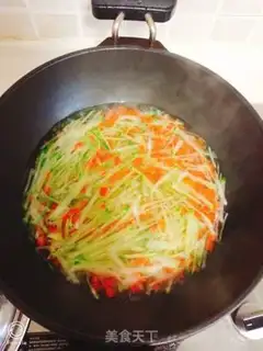 Make Carrot blue radish eggnog soup step 2