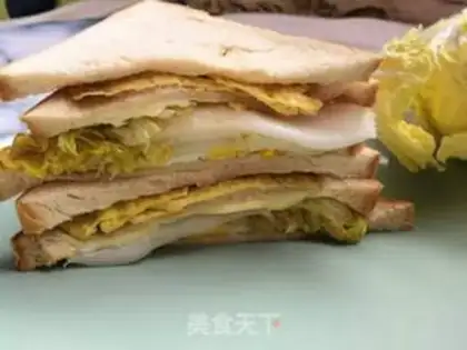 Make Big cabbage egg sandwich step 4