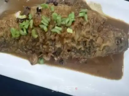 Make Home-cooked fish step 12
