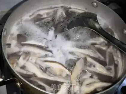 Make Plum mushrooms step 1