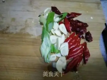 Make Spicy potatoes step 0