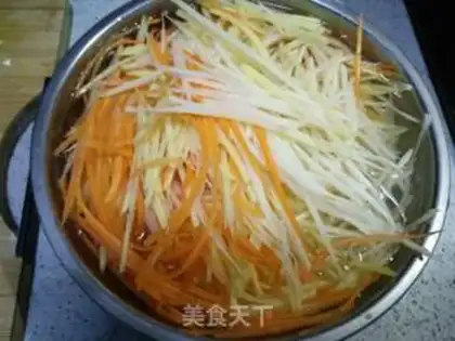 Make Spicy potatoes step 1