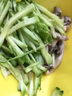 Make A cucumber with cucumber step 8