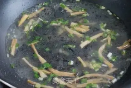 Make Spicy soup step 3