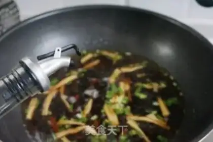 Make Spicy soup step 4