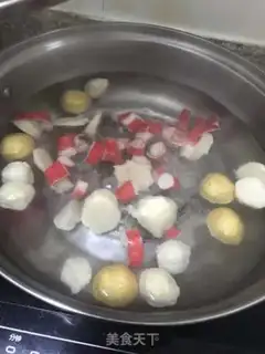Make Meatball vegetable rice soup step 1