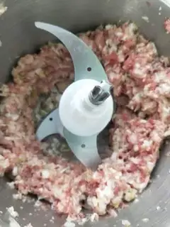 Make Crystal shrimp dumplings step 1