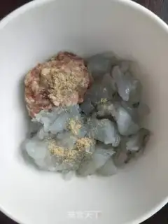 Make Crystal shrimp dumplings step 2
