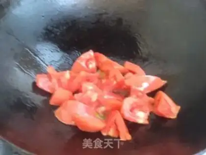 Make Potato tomato egg soup step 2