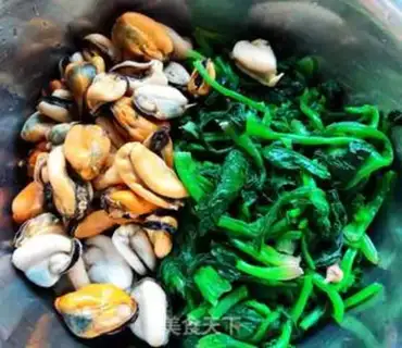 Make Spinach with rainbows step 5