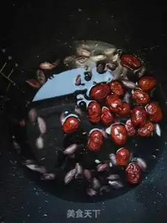 Make Three black red dates step 3