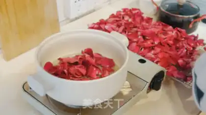 Make Rosecake step 4