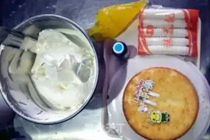 Make A flower cake step 0