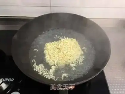 Make Puffy omelet step 1