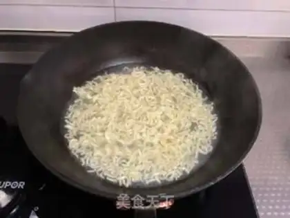 Make Puffy omelet step 2
