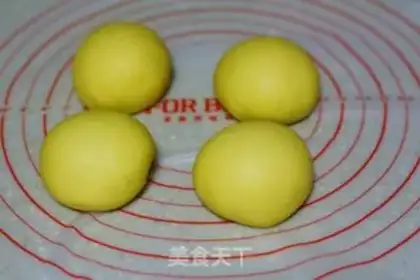 Make Pineapple buns step 1