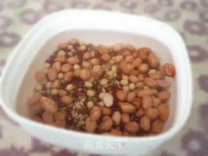 Make Five grains of porridge step 3