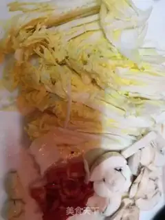 Make Crackers and mushrooms step 0